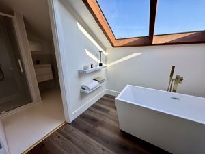 Master Suite- click for photo gallery